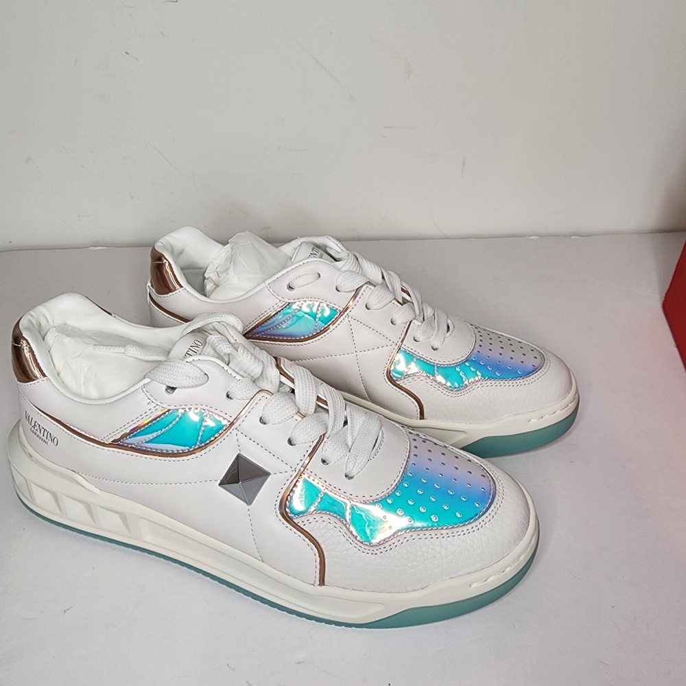 Valentino Garavani Womens Rockstud Perforated Sneakers Size 41